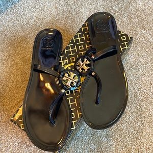 TORY BURCH Mini Miller Jelly Flip Flop  SIZE 9
